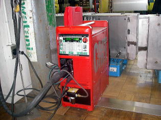 半自動溶接機